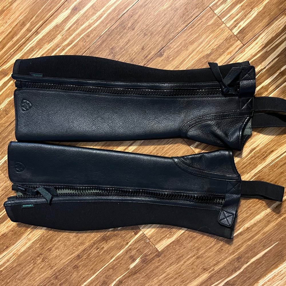 Ariat Breeze half chaps